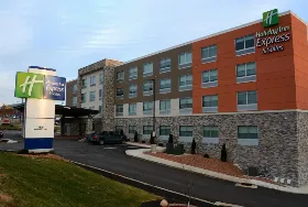 Photograph of Holiday Inn Express, Monroeville