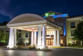 Photograph of Holiday Inn Express, West Middlesex