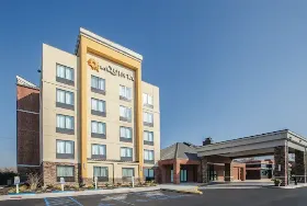 Photograph of La Quinta Inn & Suites, Essington