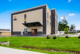 Photograph of Comfort Inn & Suites, Harrisburg