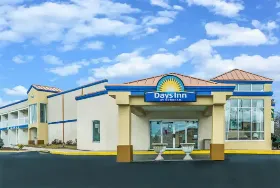 Photograph of Days Inn, Carlisle