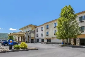 Photograph of Comfort Inn, Williamsport
