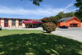 Photograph of Red Carpet Inn & Suites, Ebensburg