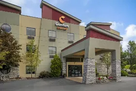 Photograph of Comfort Suites, Monaca