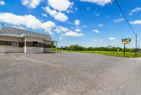 Photograph of Scottish Inns, Middletown