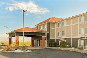 Photograph of La Quinta Inn & Suites, Ronks