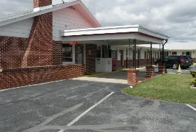 Photograph of Scottish Inns & Suites, Fayetteville