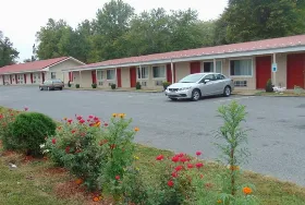Photograph of Red Carpet Inn, Duncannon