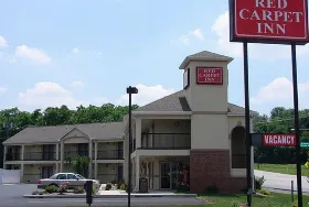 Photograph of Red Carpet Inn, Chambersburg