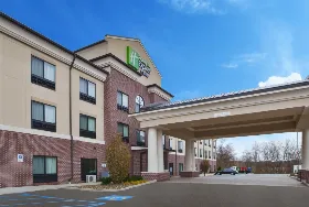 Photograph of Holiday Inn Express, Washington