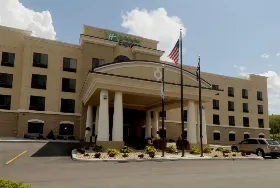 Photograph of Holiday Inn Express, Somerset