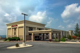 Photograph of Hampton Inn, Hazleton