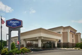 Photograph of Hampton Inn, Hanover