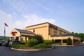 Photograph of Hampton Inn, Danville