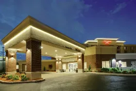 Photograph of Hampton Inn, Pawtucket