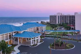 Photograph of DoubleTree Resort by Hilton Myrtle Beach Oceanfront, Myrtle Beach
