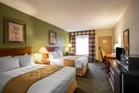 Photograph of Clarion Inn & Suites Aiken South, Aiken