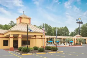 Photograph of Days Inn by Wyndham Orangeburg South, Orangeburg