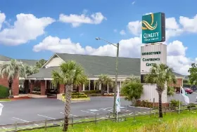 Photograph of Quality Inn, Georgetown
