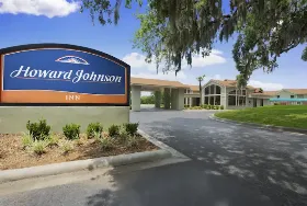 Photograph of Howard Johnson, Beaufort