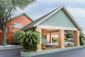 Photograph of Hawthorn Suites, North Charleston