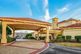 Photograph of La Quinta Inn & Suites, Myrtle Beach