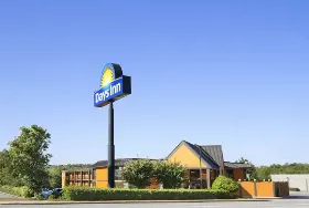 Photograph of Days Inn,
