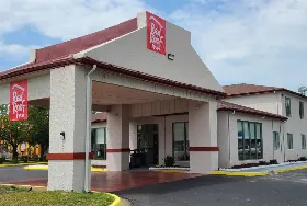 Photograph of Red Roof Inn, Florence