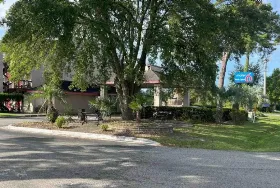 Photograph of Motel 6, Summerville