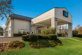 Photograph of Quality Inn, Aiken