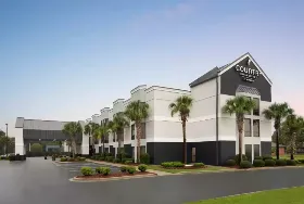 Photograph of Country Inn & Suites, Florence