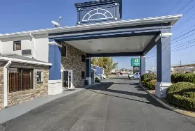 Photograph of Quality Inn, Newberry