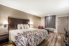 Photograph of Red Roof Inn, Sumter