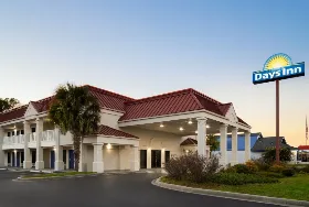 Photograph of Days Inn, Dillon