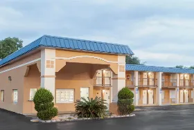 Photograph of Super 8, Port Royal