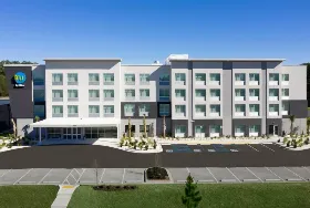 Photograph of Tru By Hilton, Beaufort