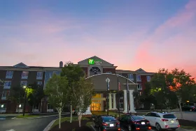 Photograph of Holiday Inn Express & Suites Charleston-North, North Charleston