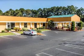 Photograph of Baymont by Wyndham, Walterboro