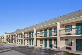 Photograph of Days Inn, Lexington