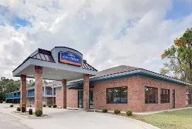 Photograph of Howard Johnson by Wyndham Florence, Florence