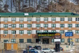 Photograph of Travelodge, Deadwood