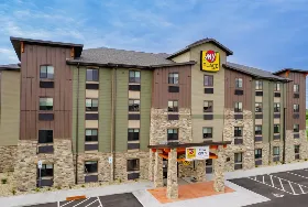 Photograph of My Place Hotel, Mitchell