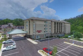 Photograph of Hampton Inn Gatlinburg Historic Nature Trail TN, Gatlinburg