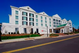 Photograph of Hilton Garden Inn, Brentwood