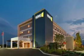 Photograph of Home2 Suites, Clarksville