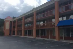 Photograph of Travelodge, Harriman
