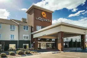 Photograph of La Quinta Inn & Suites, Hixson