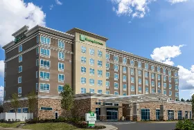 Photograph of Holiday Inn & Suites Memphis Southeast-Germantown, Memphis