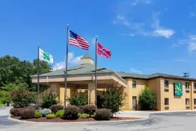Photograph of Quality Inn, Clinton
