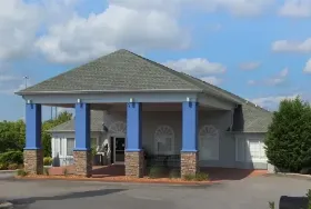 Photograph of Quality Inn, Crossville